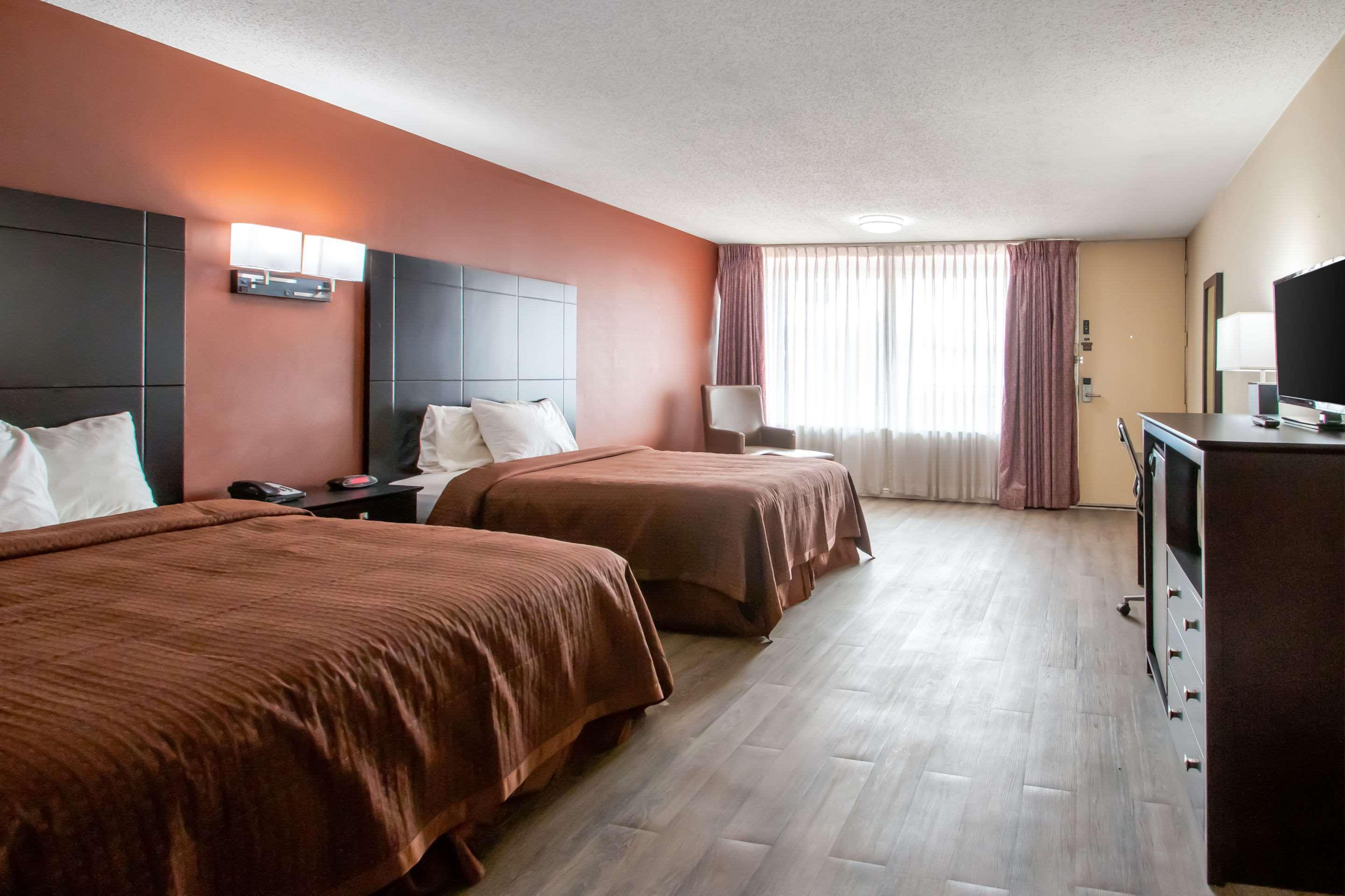 Econo Lodge Elko Downtown Area Екстер'єр фото