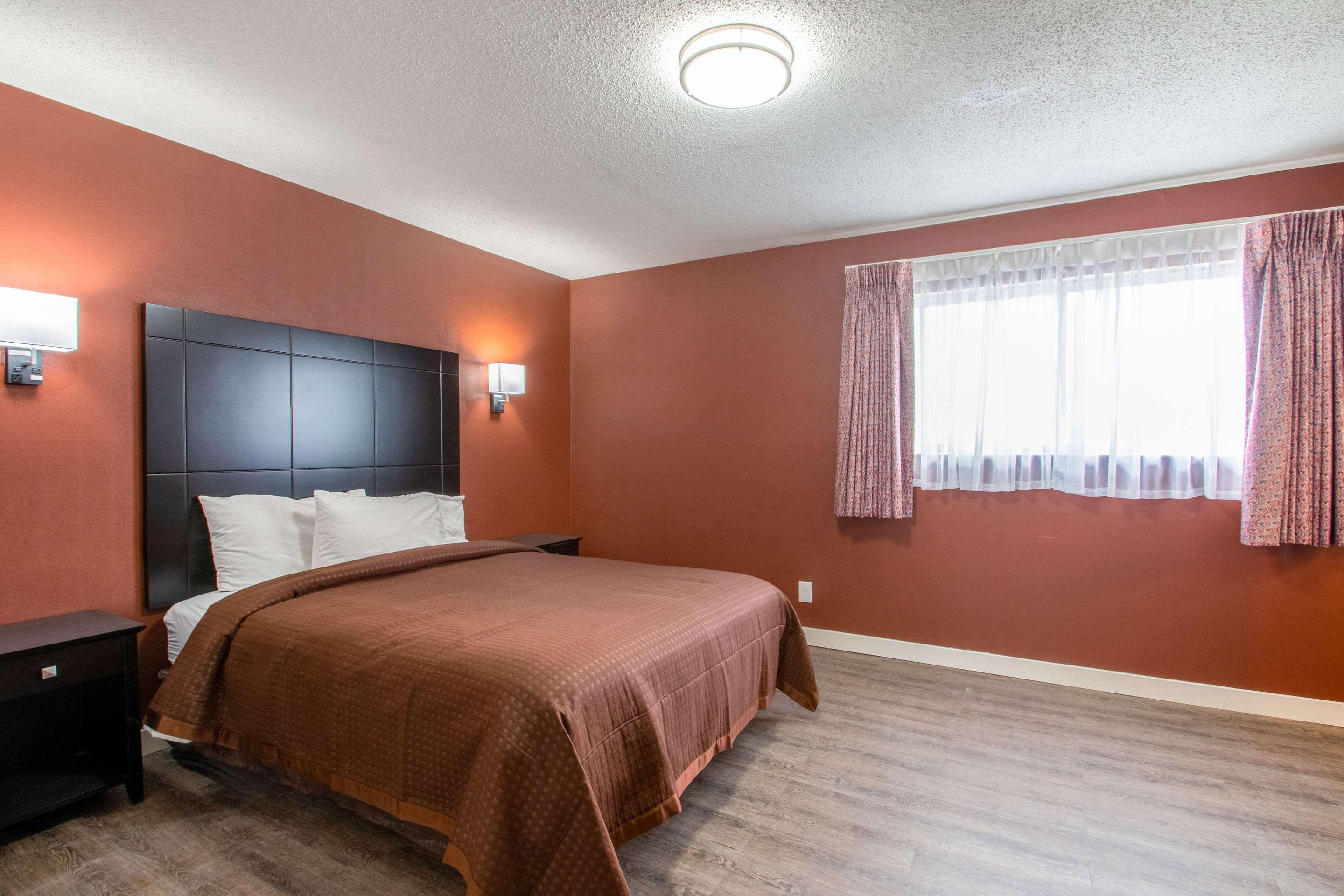Econo Lodge Elko Downtown Area Екстер'єр фото