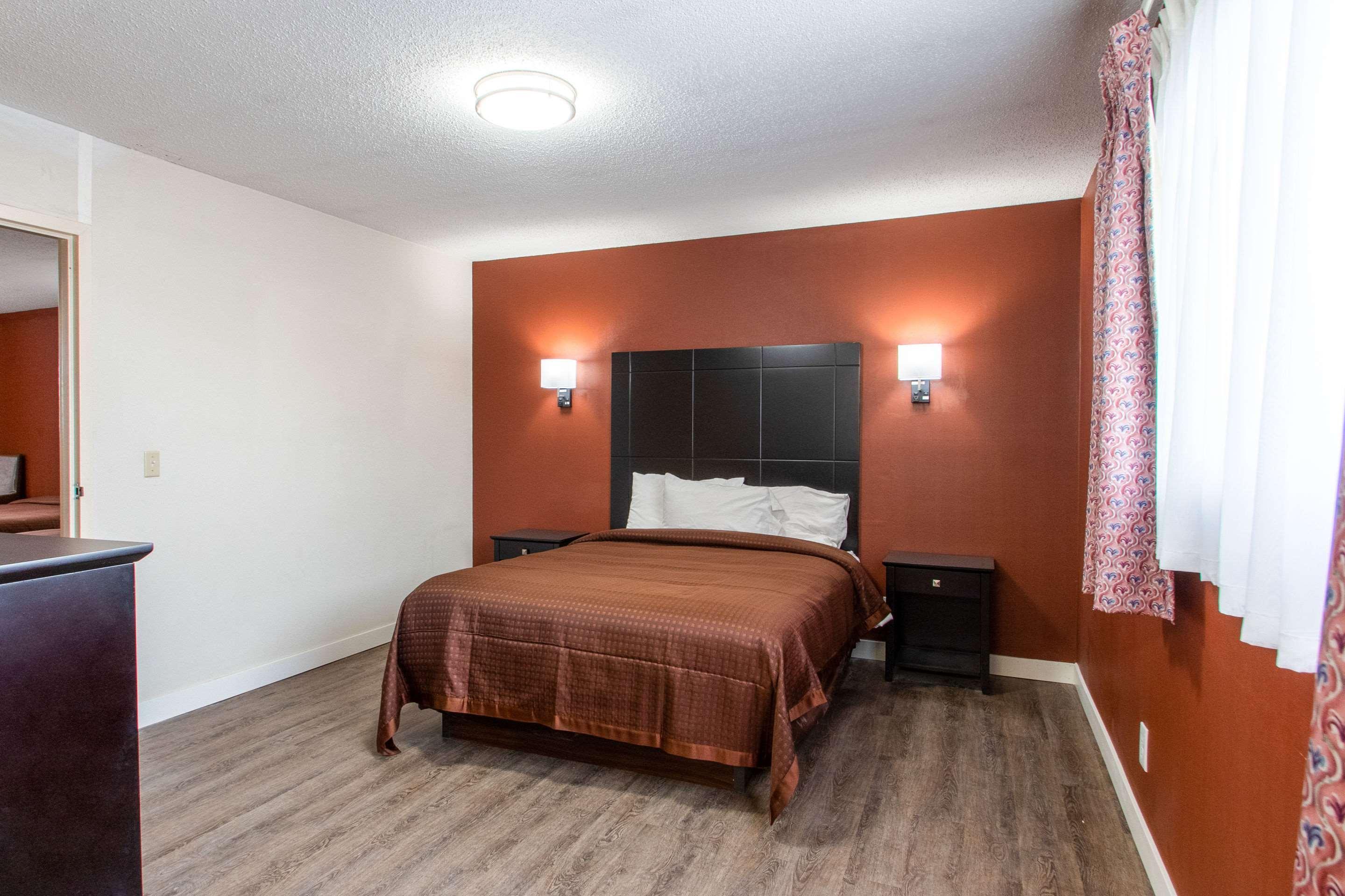 Econo Lodge Elko Downtown Area Екстер'єр фото