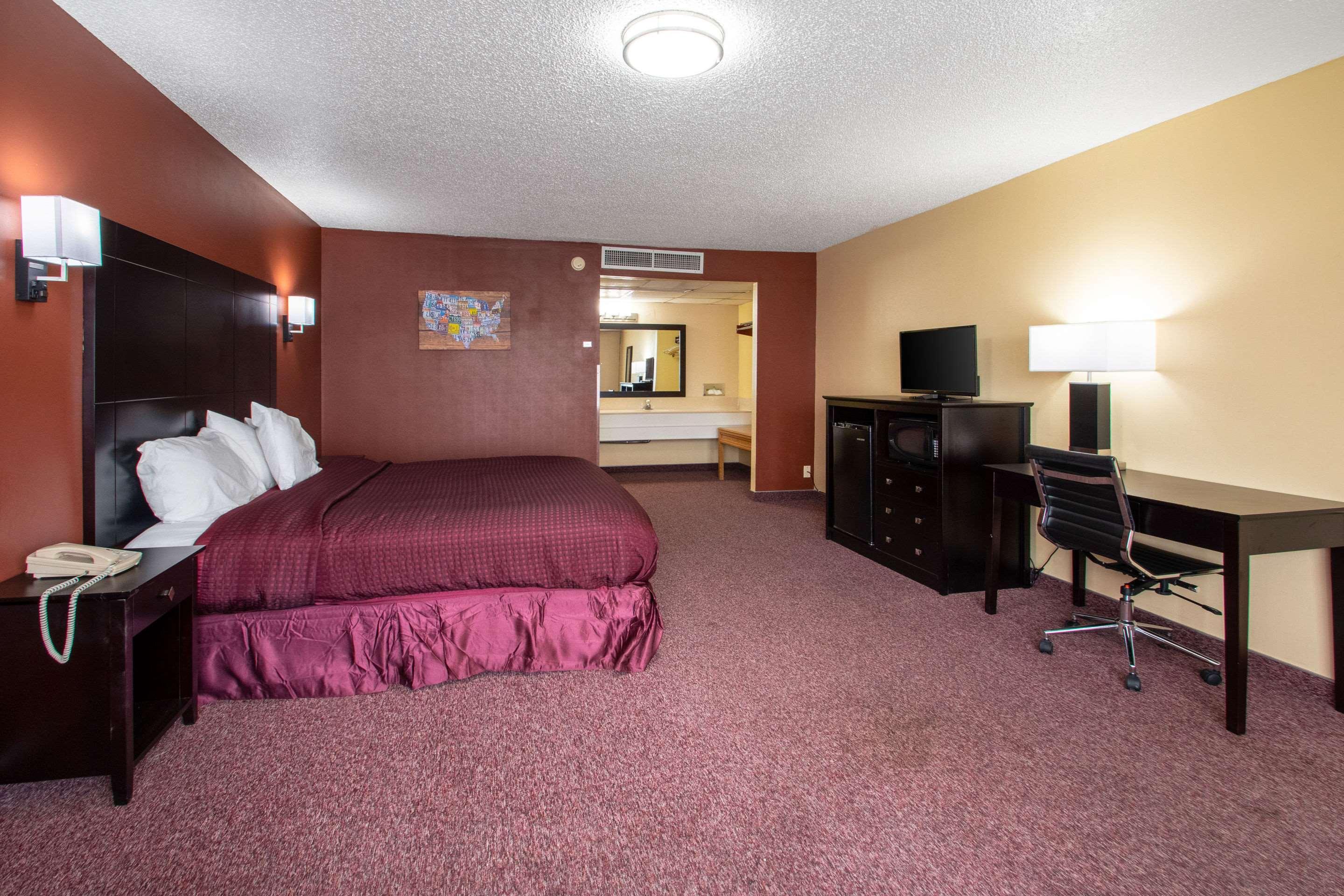 Econo Lodge Elko Downtown Area Екстер'єр фото