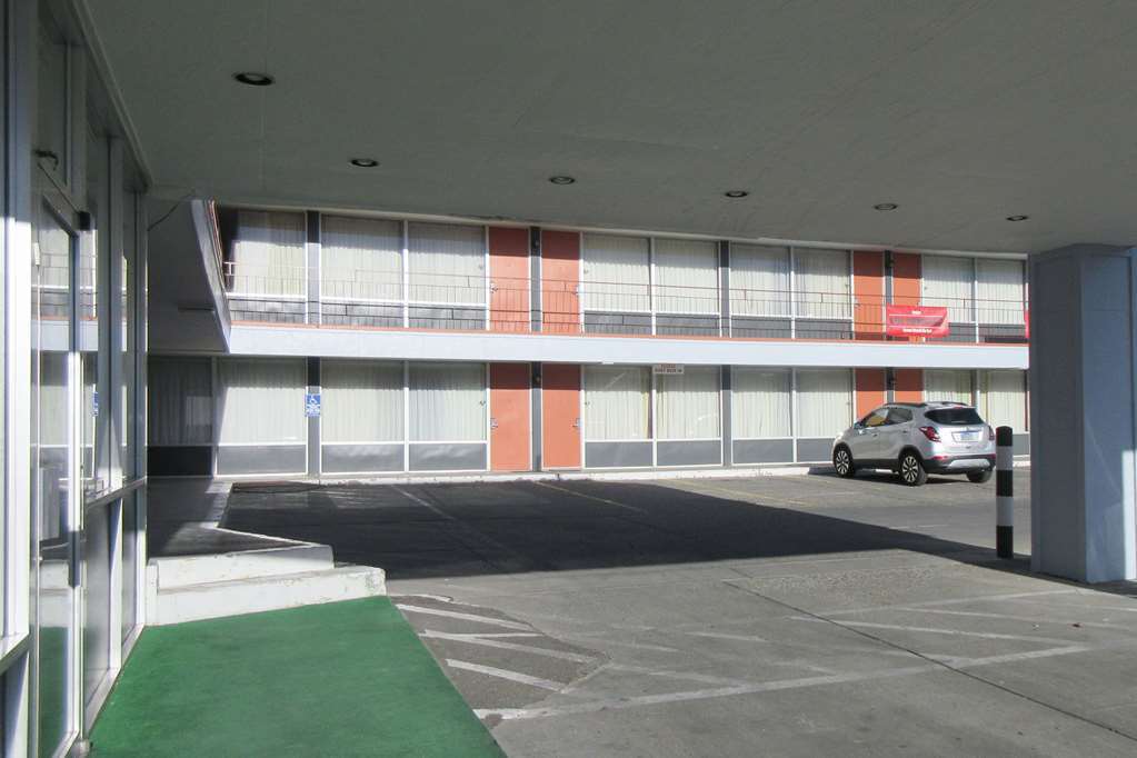 Econo Lodge Elko Downtown Area Екстер'єр фото